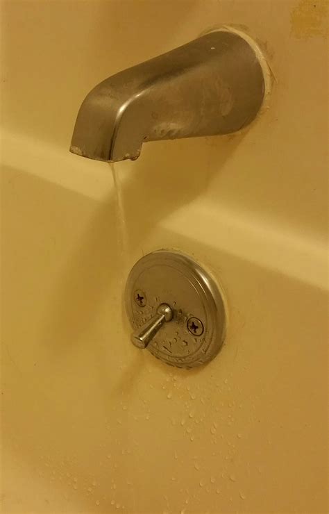 How to Select The Perfect Leaky Tub Faucet for Your Space